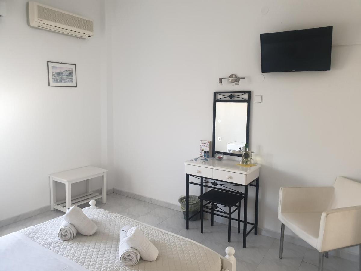 Syros Holidays Hotel 2*